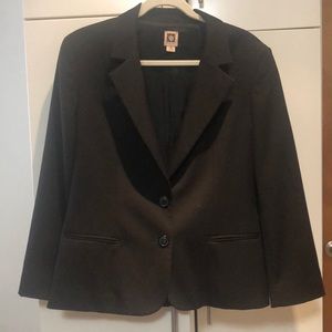 Anne Klein Size 16 Black Suit